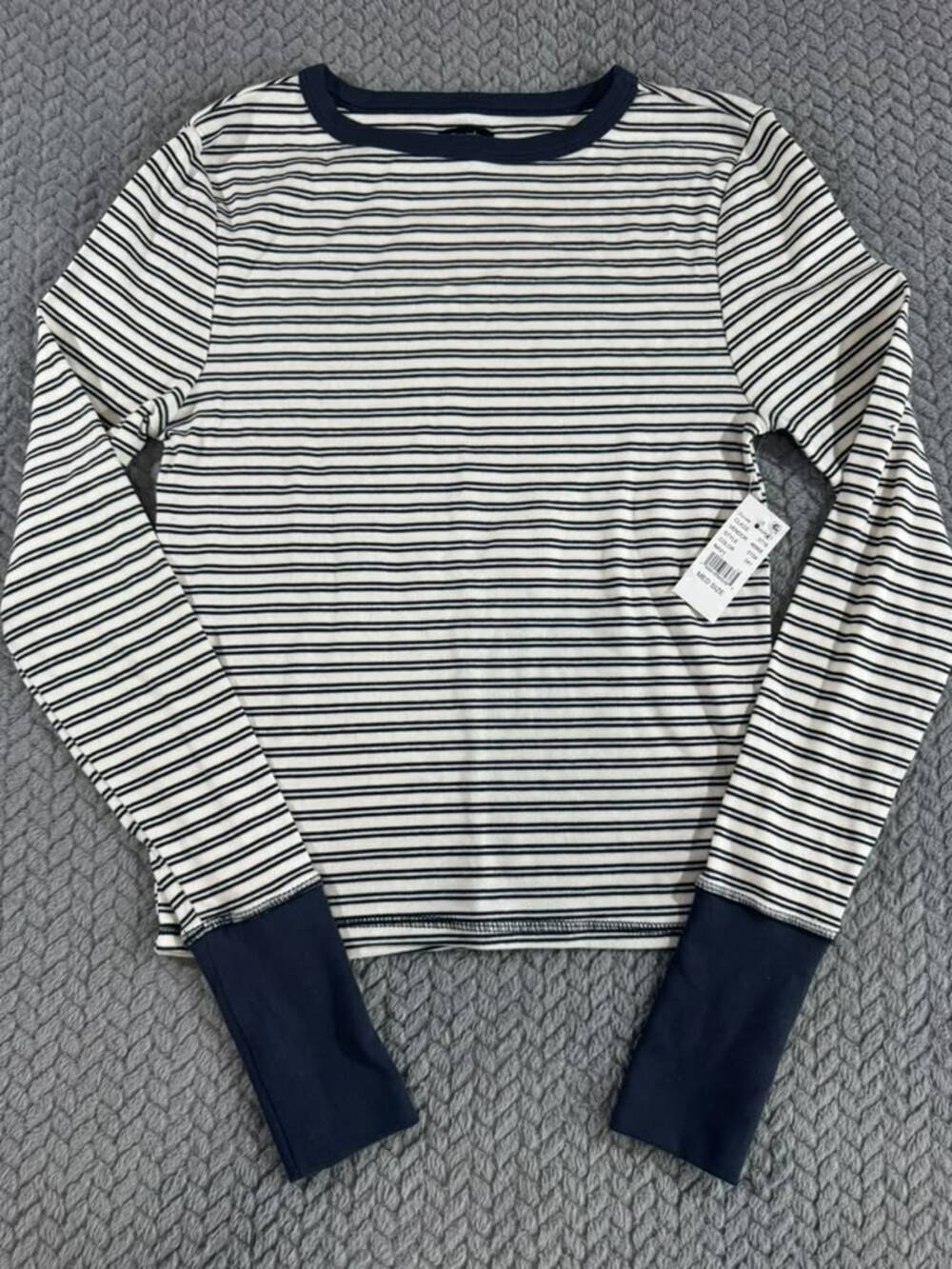 Beverly and Beck by PacSun Women’s Striped Long Sleeve Tee Navy White Cuffs
